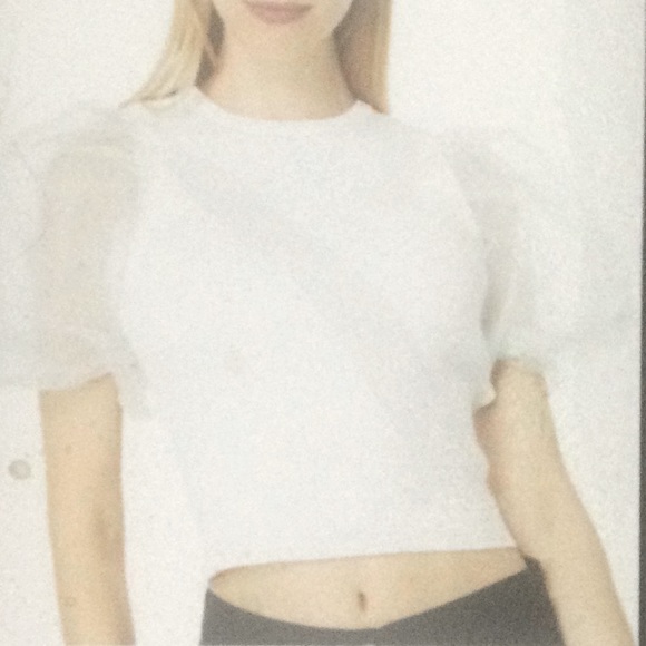 WHO WHAT WEAR WHITE T-SHIRT WITH MESH RUFFLES!👚🎁 - Picture 3 of 3
